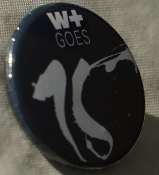button-15th_anniversary-wplus (3)